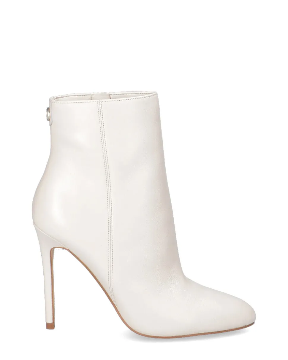 gustrwwflrdpe_0.webp GUSTRWWFL8RDPE0002