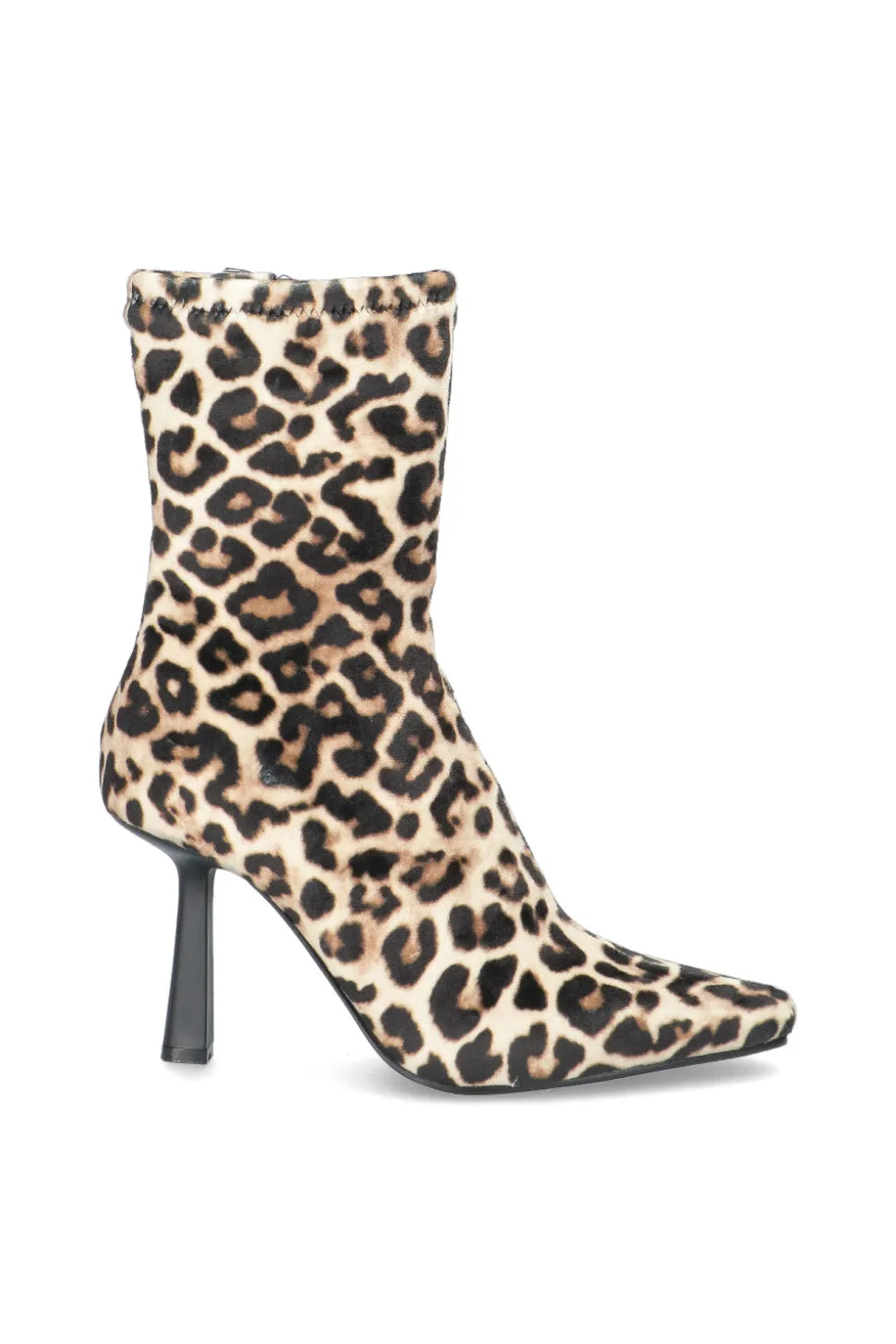 smstrwwvakayec_0-1.webp SMSTRWWVAKAYEC0198