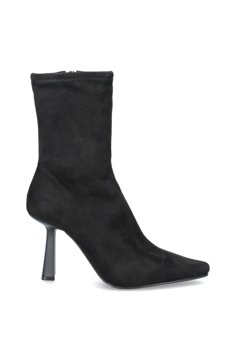 smstrwwvakayec_0.webp SMSTRWWVAKAYEC0182